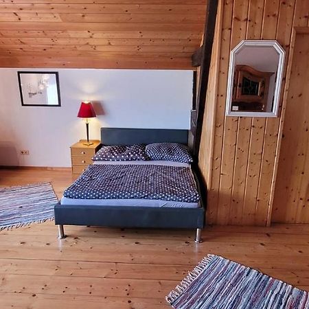 Ferienzimmer / Monteurzimmer Neumarkt Am Wallersee Dış mekan fotoğraf