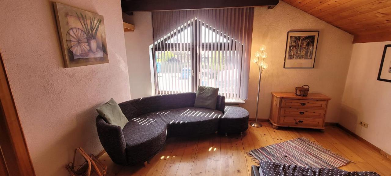 Ferienzimmer / Monteurzimmer Neumarkt Am Wallersee Dış mekan fotoğraf