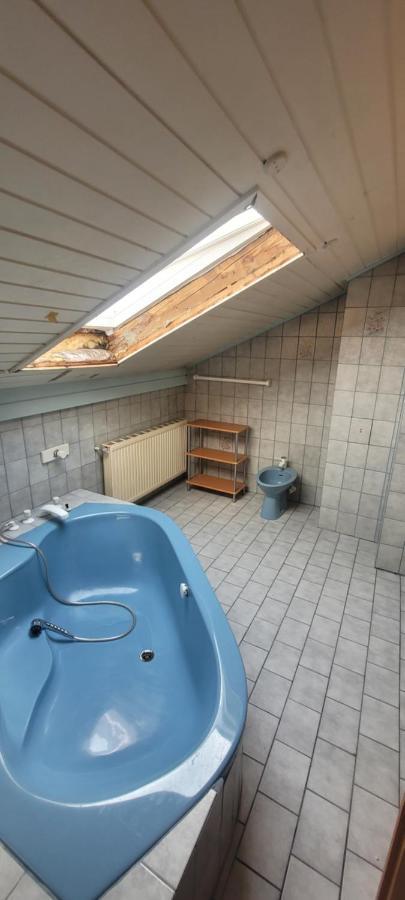 Ferienzimmer / Monteurzimmer Neumarkt Am Wallersee Dış mekan fotoğraf